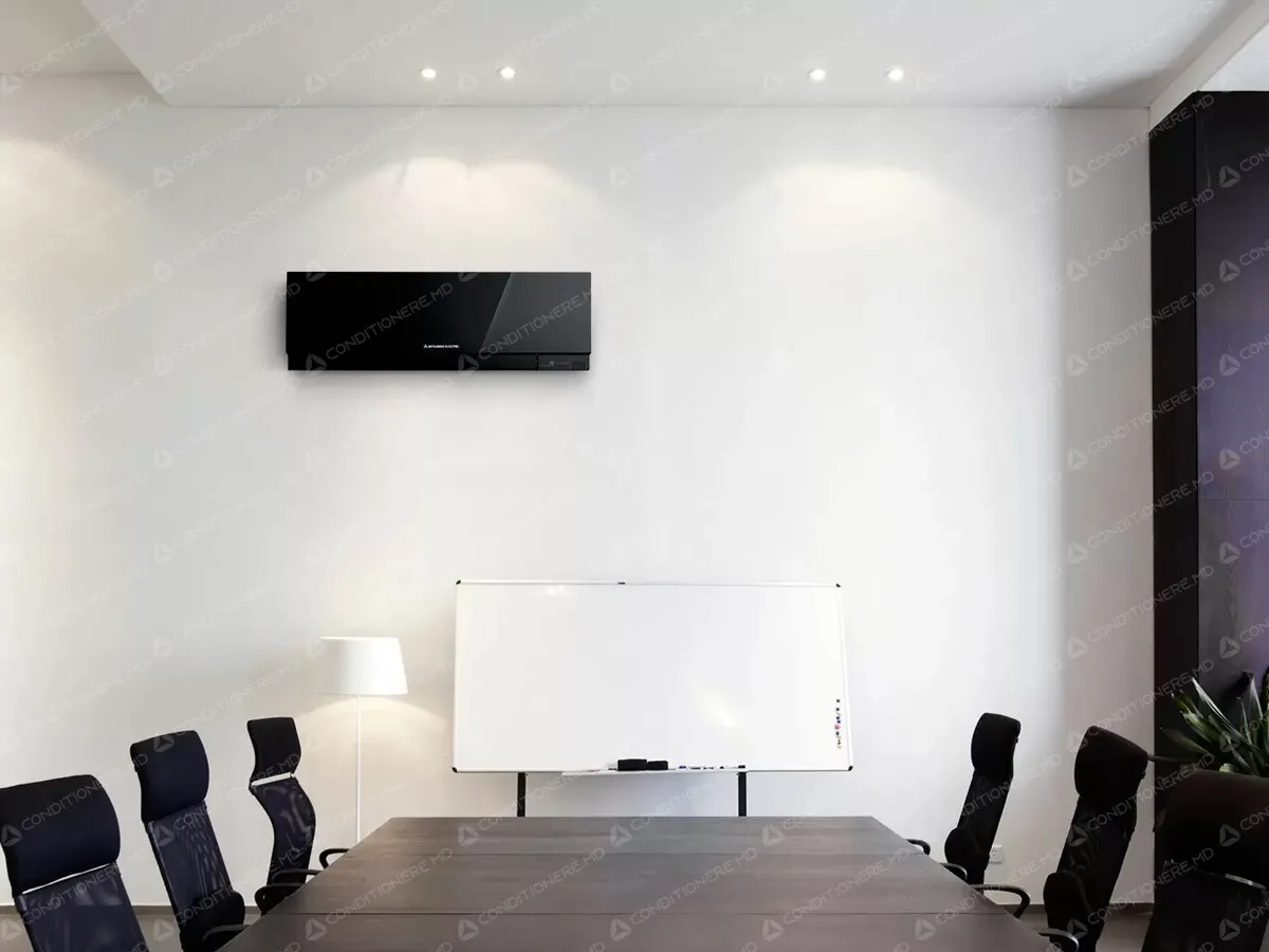 Unitate interioară a conditionerului Mitsubishi Electric MSZ-EF25 VGK B (negru lucios)